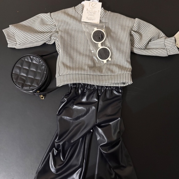 Rachel Zoe Girls 4pc Outfit - Picture 3 of 8